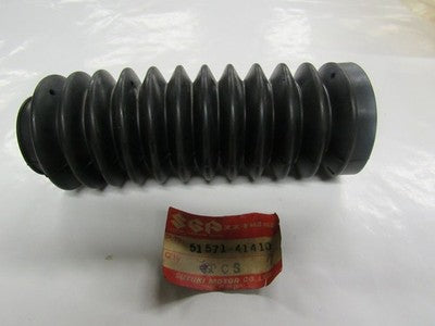 Suzuki PE250 1977 nos fork boot  51571-41410 PE250B