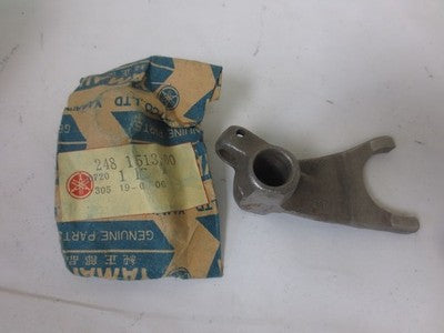 NOS Yamaha 1974 1975 YZ125 Shift Fork 248-18513-01