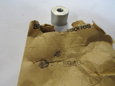1NOS Genuine Harley-Davidson Buddy Seat Handrail Spacer OEM 5940