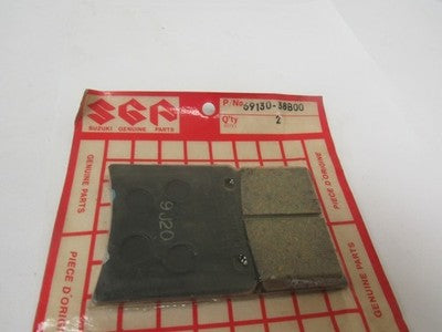 NOS Suzuki OEM REAR  Brake Pad  set  TNTRUDER1400  69130-38B00