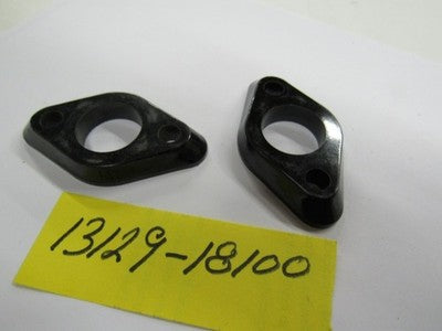 NOS Suzuki OEM Carburetor Insulator 1969 T250    13129-18100