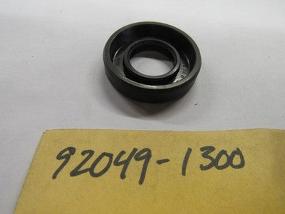 Genuine Kawasaki KX125 1988-2005 LEFT Main Crankshalft Oil Seal 92049-1300