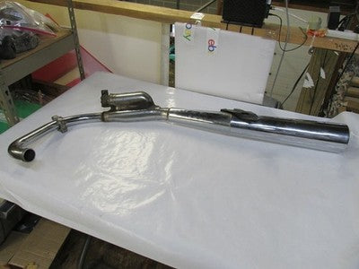 Suzuki gs700e   left  side exhaust