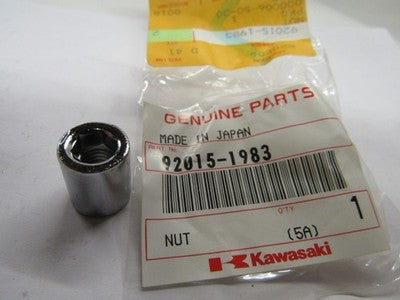NOS Kawasaki Nut 1995-1996 KLX650 1996-2000 VN800 92015-1983