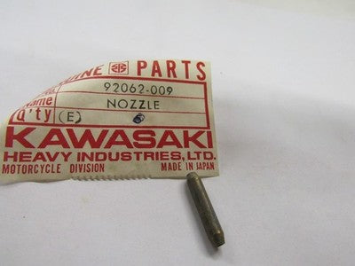 NOS OEM KAWASAKI F11 KE250 KT250 NOZZLE 92062-009