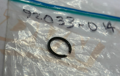 KAWASAKI NOS OEM KH KE KD KM MC1 G3 G4 G5 CIRCLIP # 92033-014 OM8