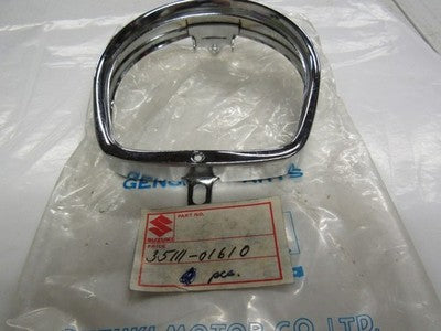 Suzuki M31  55 nos headlamp rim  35111-01610