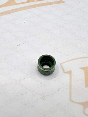 New OEM Suzuki Oil Seal 09289-05015