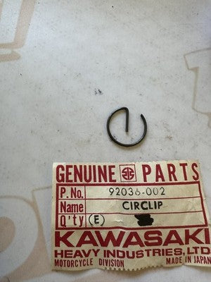 1 NOS Genuine92036-002  Kawasaki F1 B8 Piston Pin Circlip Cir Clip PART OEM NEW
