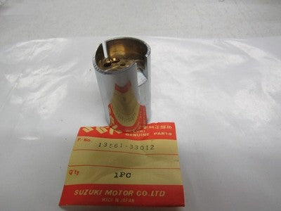 Suzuki 1972-73 GT380    nos carburetor throttle valve LEFT   13561-33012