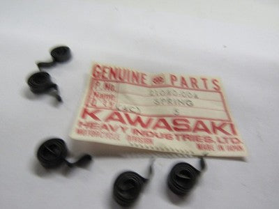5  Kawasaki NOS NEW 21040-004 Carbon Brush Spring KZ KLT KZ750 KZ400 KZ250 KZ200
