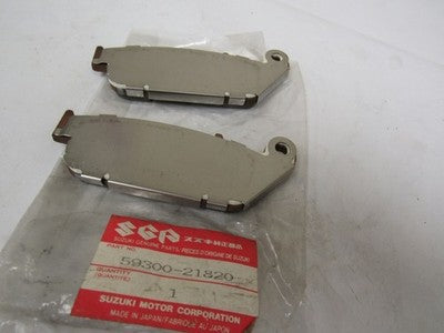 Suzuki RF600 nos front brake pad set 1995-1996   59300-21820