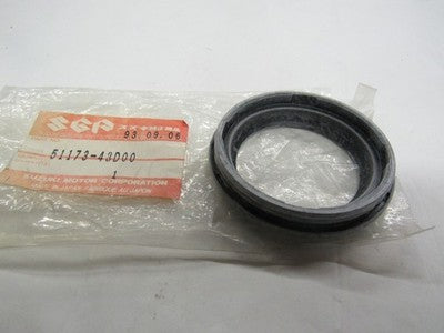 SUZUKI RM125 RM250 RMX250 OEM  DUST SEAL 51173-43D00    1991-1993