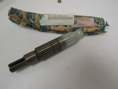 NEW NOS Genuine Yamaha Kick Starter Axle SC500          363-15661-01