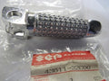 NOS Suzuki 1992-94 GSXR600 GZXR750 NOS REAR RIGHT PASSENGER PEG 43611-32C00
