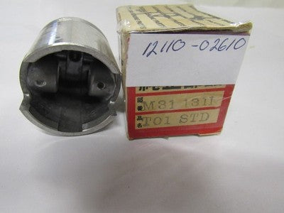 NOS Suzuki OEM Piston STD 12110-02610    m31   55cc