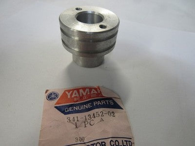 NOS Yamaha 1973-1974 TX750 Rotor Filter Cover 341-13452-02
