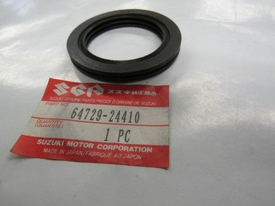 NOS OEM SUZUKI REAR WHEEL AXLE DUST SEAL 1983 84 ALT LT 125 64729-24410