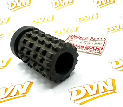 1970-1975 Kawasaki F5 F6 F7 F8 F81M F9 Footrest Rubber NOS 92076-018