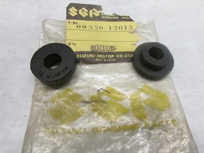 NOS GENUINE SUZUKI TM400 TM250 TM125 GS1000 GS750 GS550 CUSHION 09320-12013