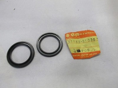 SUZUKI GT750J GENUINE NOS FORK SEAL - # 51163-31030   SOLD AS PAIR