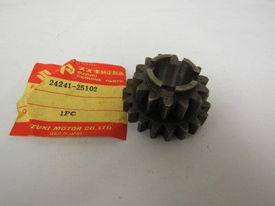 NOS Suzuki tc90 Kick Starter Drive Gear 26241-25102