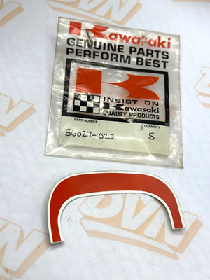 NOS Kawasaki Fender Emblem 1971 F6 56027-022