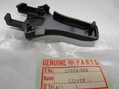 NOS OEM Kawasaki KZ400 KZ400D KZ400S METER BRACKET COVER 25024-005