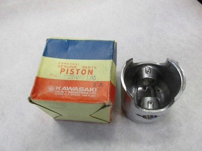 Kawasaki NOS NEW 13027-043 Piston O S .040 F8 Enduro 250E