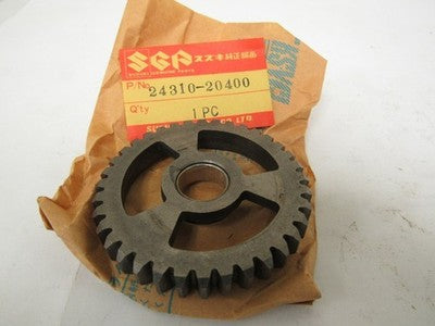GENUINE NOS SUZUKI RM80 1983-84 FIRST 1ST DRIVEN GEAR 24310-20400 NEW OEM