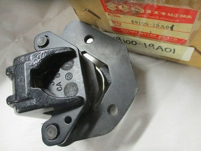 SUZUKI NOS LT230 LT250 NOS caliper    1985-89   59100-19a01