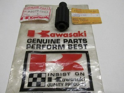 Kawasaki NEW KZ305  Damper   92075-1363