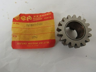NOS Suzuki B100P B105P  TC120  1966-1972   Kick Starter Gear Drive # 26280-07000