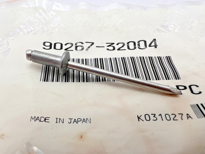 Yamaha RIVET, BLIND 90267-32004-00 OEM NEW