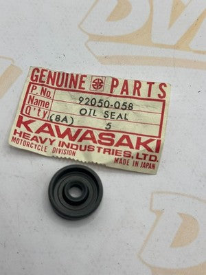 NOS Kawasaki KE125 KD125 KX125 1974-1976 Genuine Push Rod Oil Seal 92050-058