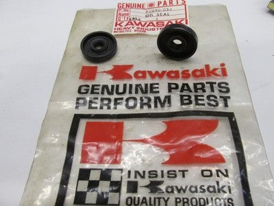 Kawasaki NOS NEW 92050-034 Clutch Push Rod Oil Seal F5 F8 F9 F11 F81M F11M