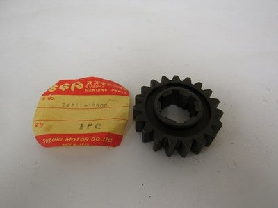 Suzuki TS400 TM400 nos 2ND drive gear 1971-1977 24221-16500