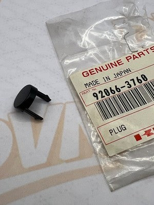 Kawasaki Plug OEM 92066-3760 QTY 1