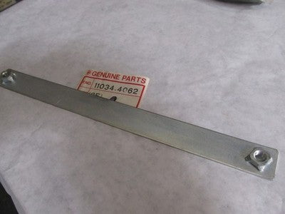Kawasaki NOS NEW 11034-4062 8E Flap Bracket KLT KXT KLT250 KLT200 KLT110 KXT250