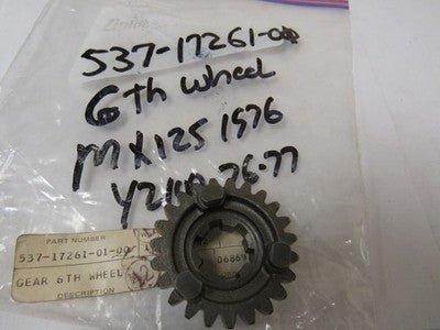 Nos YAMAHA 537-17261-01 6th GEAR 23T '1976 MX125 YZ100 YZ125 YZ175 '1977 YZ100