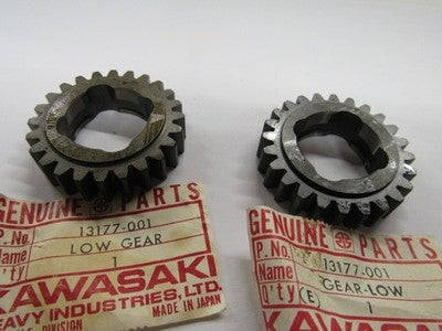 NEW KAWASAKI 68-75 C2 C2SS C2TR G4 G4TR KV TRANS LOW GEAR NOS NOS 13177-001 OEM