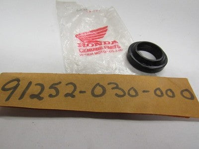 NOS Honda CA200 CT90 CT200 Oil Seal 91252-030-003