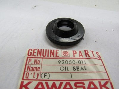KAWASAKI BRAKE DRUM OIL SEAL BR125 F6 F7 G31M KH125 1970-2005 NOS OEM 92050-011