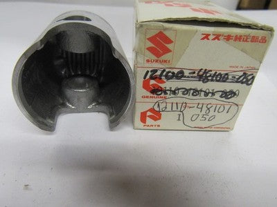 12110-48100-050 NOS Suzuki Piston TS100 78-80  .50MM OVERSIZE  SS 12110-48101-50