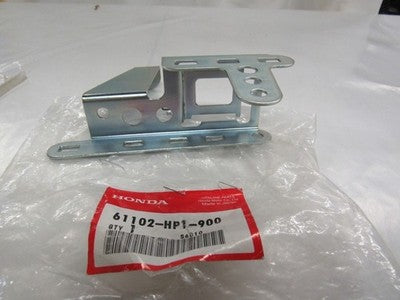 Genuine Honda 2007-2008 TRX450 Left Shroud Stay 61102-HP1-900