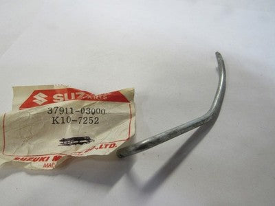 SUZUKI K10-K11-M10-M12-M15-K15 BRAKE LAMP SWITCH HOOK NOS JAPAN P N 37911-03000