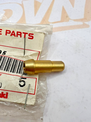 New OEM Kawasaki 92062-3705 Nozzle NOS