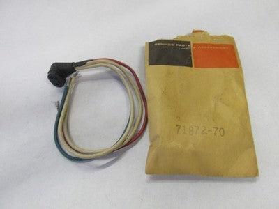 NOS OEM HARLEY DAVIDSON ALTERNATOR WIRE HARNESS & PLUG      71872-70