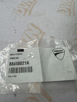 NEW GENUINE DUCATI 88450021A SPRING RING