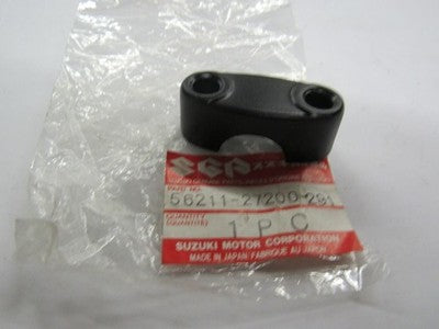 SUZUKI LT LT-F GT/GS/GN/DS HANDLEBAR HOLDER CLAMP NOS gt750 gt550 gt380